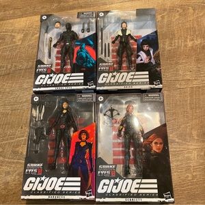 NEW GIJoe classified lot
#16 SNAKE EYES
#18 AKIKO
#19 BARONESS
#20 SCARLETT